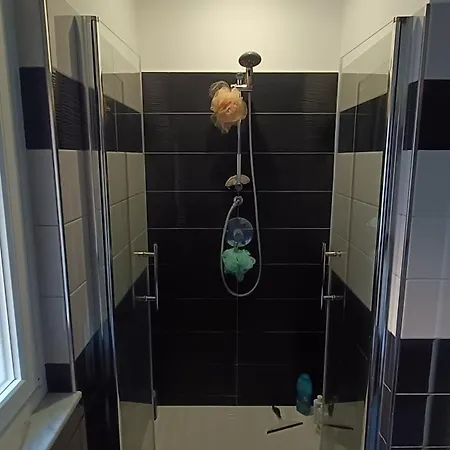 Wake'nbake With Private Parking 게스트하우스 *