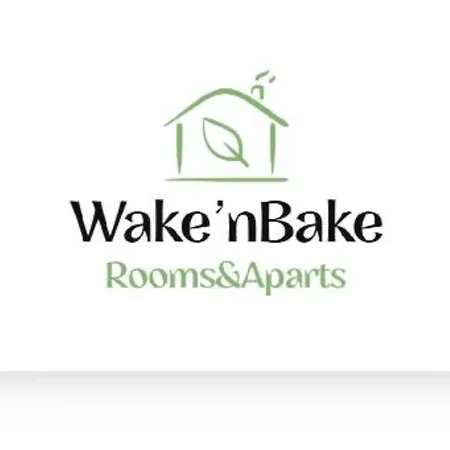 Гостевой дом Wake'Nbake Flat 4*