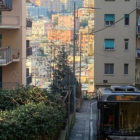 בית הארחה Wake'nbake With Private Parking